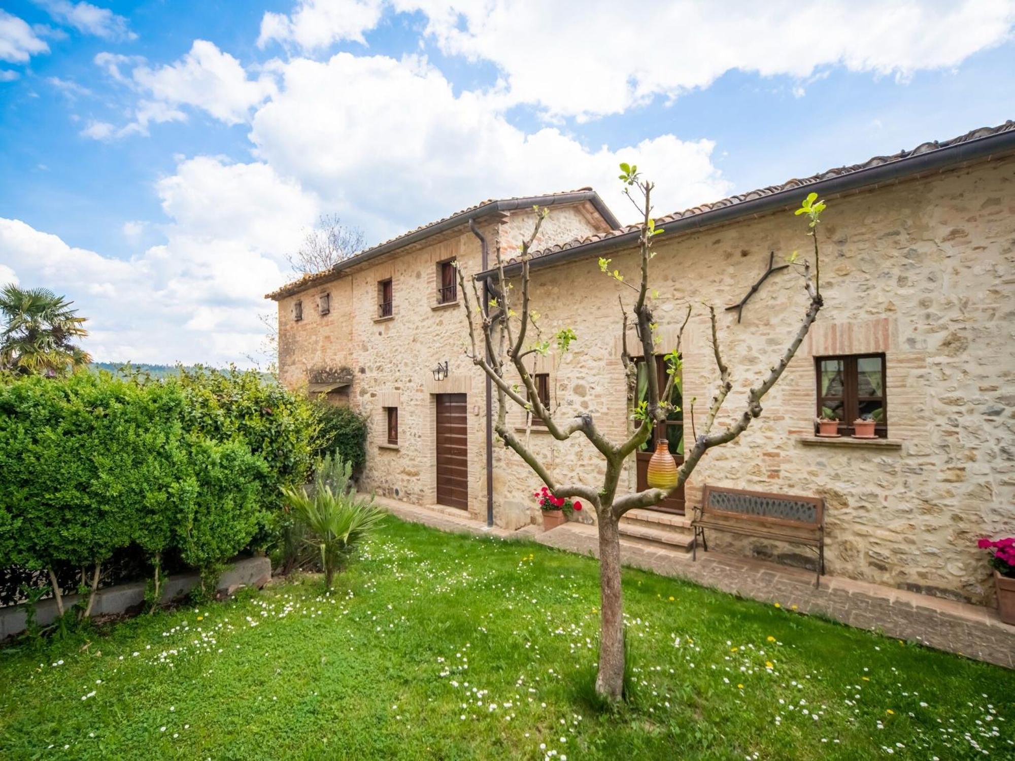 Farmhouse In Il Vecchio Forno Umbro Citta Di Castello Holiday home